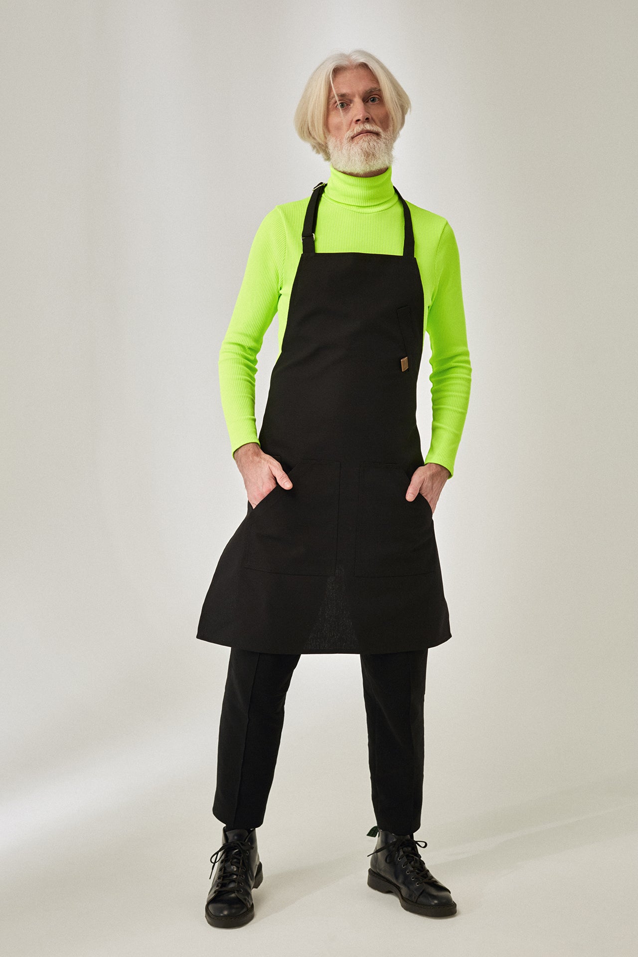 Waiter (Twill)